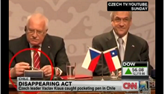‘Commander in Thief’? Czech President Václav Klaus, moments before pocketing the now famous pen in Chile ‘Commander in Thief’? Czech President Václav Klaus, moments before pocketing the now famous pen in Chile