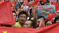 Číňané protestují 18. září, v den výročí japonské anexe Mandžuska, proti Japonsku. Původní záminkou je spor o souostroví Sensaku, čínsky Tiao-jü. Číňané protestují 18. září, v den výročí japonské anexe Mandžuska, proti Japonsku. Původní záminkou je spor o souostroví Sensaku, čínsky Tiao-jü.