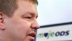 Rebel Tluchoř. Co za „to“ dostal? Rebel Tluchoř. Co za „to“ dostal?