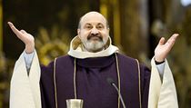 S oceněním za výjimečný přínos pro duchovní rozměr života je spojena odměna 1,1 milionu liber (asi 36 milionů korun). Tu má oceněný použít nikoli k osobnímu obohacení, ale k dalšímu rozvoji činností ve svém oboru. S oceněním za výjimečný přínos pro duchovní rozměr života je spojena odměna 1,1 milionu liber (asi 36 milionů korun). Tu má oceněný použít nikoli k osobnímu obohacení, ale k dalšímu rozvoji činností ve svém oboru.
