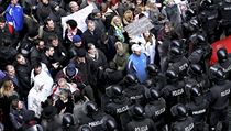 Protivládní protesty v Sarajevu 9. února 2014. Protivládní protesty v Sarajevu 9. února 2014.