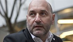„Fotbal je lidová zábava. Když se daří, zviditelníte tím město, podpoříte jeho ekonomiku,“ je přesvědčen Tomáš Paclík. „Fotbal je lidová zábava. Když se daří, zviditelníte tím město, podpoříte jeho ekonomiku,“ je přesvědčen Tomáš Paclík.