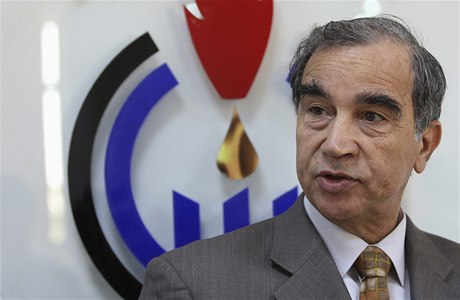 Libyjský úadující ministr pro tbu ropy Omar akmak.