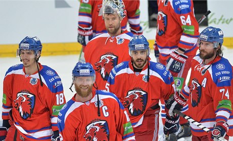 Hrái Lva, v ele s kapitánem Jiím Novotným, slaví postup do finále KHL