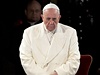 Pape Frantiek zahájil kíovou cestu. V ím ho doprovodily desetitisíce poutník