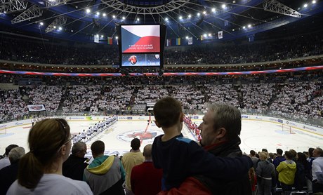 Lvu se podailo tém zcela zaplnit O2 arenu