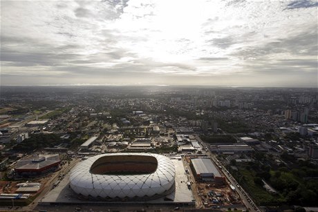 Kontroverzní Arena Amazonia ve mst Manaus leícím uprosted dungle stí najde po ampionátu uplatnní.