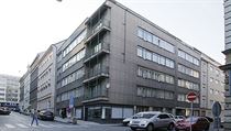 Spor se vede o obytný dům na rohu ulic pplk. Sochora a Veverkovy. Spor se vede o obytný dům na rohu ulic pplk. Sochora a Veverkovy.