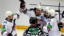 Hokejisté Magnitogorsku při radostném křepčení. | na serveru Lidovky.cz | aktuální zprávy