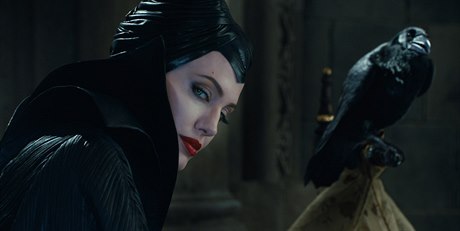 Angelina Jolie ve filmu Zloba - Královna erné magie