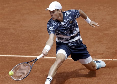 Tomá Bedych na Roland Garros.