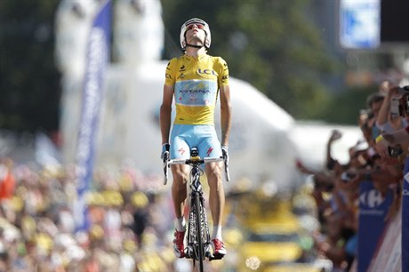 Je rozhodnuto? Vincenzo Nibali zvítzil ve tinácté etap Tour de France a...