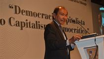 Francis Fukuyama, americký profesor politické ekonomie japonského původu, na... | na serveru Lidovky.cz | aktuální zprávy Francis Fukuyama, americký profesor politické ekonomie japonského původu, na... | na serveru Lidovky.cz | aktuální zprávy