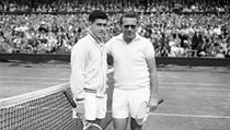 Ken Rosewall (vlevo) a Jaroslav Drobný před finále Wimbledonu 1954. | na serveru Lidovky.cz | aktuální zprávy