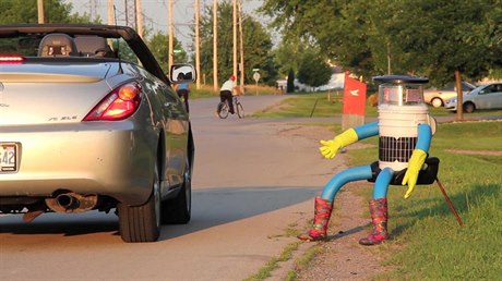 Robot HitchBot chce procestovat celou Kanadu.