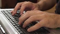Počet návštěvníků webů v červnu klesl na 8,2 milionu, ukázal výzkum. | na serveru Lidovky.cz | aktuální zprávy