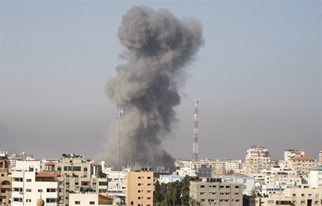 Msto Gaza a následky ostelování.