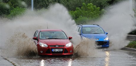 Vydatný dé zvedá v jiních echách hladiny ek