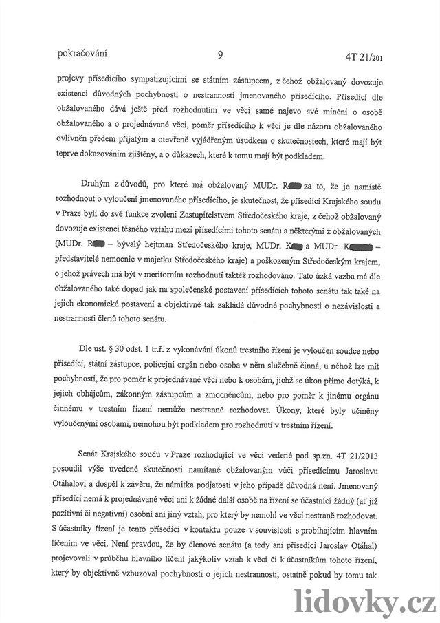 (9) Usnesení Krajského soudu v Praze, kterým byl Davidu Rathovi vrácen cestovní...