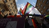 Prague Pride 2014, pochod gayu a lesbiček a LGBT komunity Prahou. | na serveru Lidovky.cz | aktuální zprávy