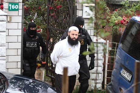Bosenská policie zatýkala podezelé islamisty.