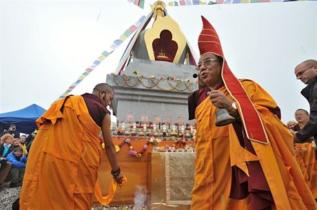Tibetsk buddhismus v, e Buddhou se me stt kad