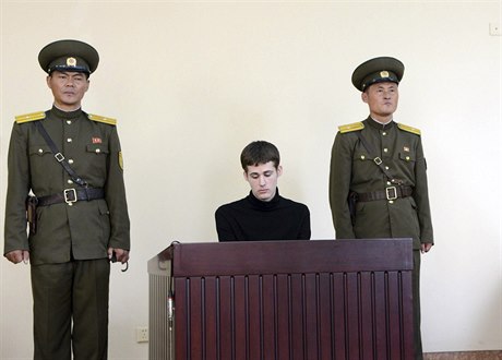 Matthew Todd Miller u severokorejského soudu.