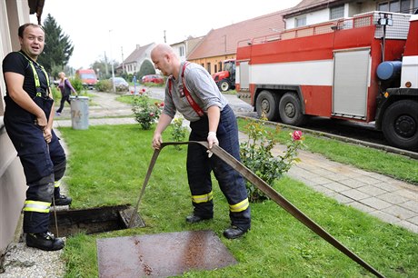 Desítky výjezd mli v noci na 14. záí hasii na jihu Moravy v dsledku...