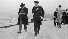 Lord Beaverbrook (vlevo) a Winston Churchill. Lord Beaverbrook (vlevo) a Winston Churchill.