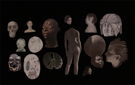 Zábr z videa Evy Koátkové (výstava Rámy a rámce)