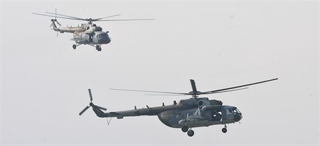 Ukázka vrtulníkové letky Mi - 171 Armády eské republiky