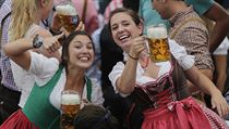 Pivo, tradiční oděv a dobrá nálada. To je Oktoberfest. | na serveru Lidovky.cz | aktuální zprávy