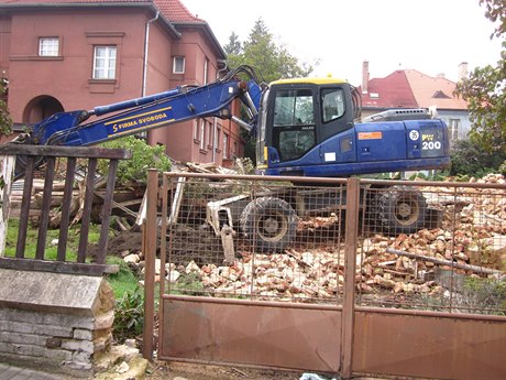 Nepovolená demolice domu v památkov chránné oblasti.