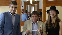 Olympijští vítězové Eva Samková a David Svoboda losovali startovní čísla pro... | na serveru Lidovky.cz | aktuální zprávy