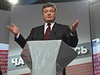 Volby na Ukrajin vyhrl Blok Petra Poroenka. Jaceuk mon zstane premirem