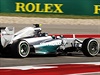 Momentka z kvalifikace na okruhu v Austinu. Na snmku Nico Rosberg.