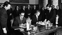 Místopředseda vlády ČSSR Rudolf Rohlíček (vlevo) a náměstek předsedy rady... | na serveru Lidovky.cz | aktuální zprávy