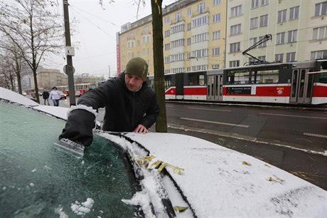 O tvorb ledovky mohou rozhodovat desetiny stupn, ekla meteoroloka Hujslová....