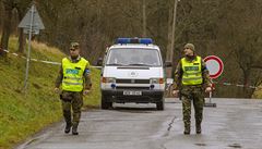 Policie ve Vrbticích, na míst výbuchu munice