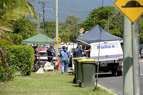 Policisté vyetující vradu osmi dtí v australském Cairns.