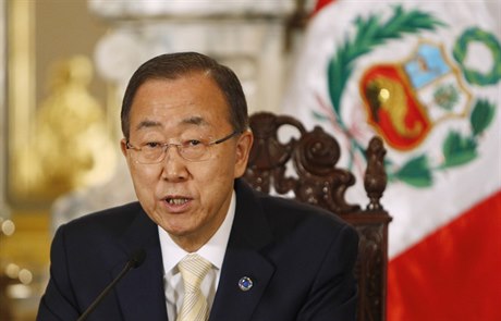 Generální tajemník OSN Pan Ki-mun na jednání v Lim.