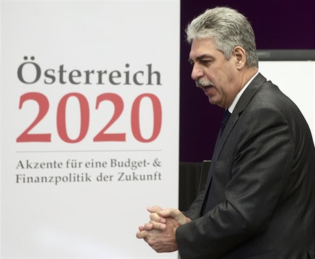 Rakouský ministr financí Hans Joerg Schelling