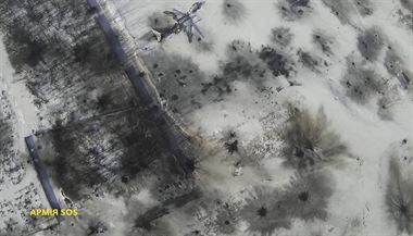 Snmky pozen drony dokumentuj zkzu mezinrodnho letit v Doncku, o...
