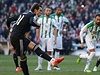 Gareth Bale z Realu Madrid stl pokutov kop.
