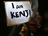 Jsem Kendi. Demonstrace na podporu Kendiho Gota ped sdlem japonsk vldy...