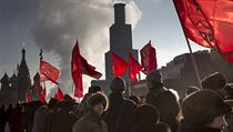 Před leninovým mauzoleem se tvořily dlouhé fronty. | na serveru Lidovky.cz | aktuální zprávy