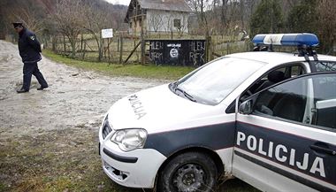 Bosensk policie ve tvrtek zashla v obci Gornja Maoa na severu zem, kde se...
