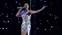 Na Super Bowl si nala cestu ada celebrit. Zpvaka Katy Perry dokonce ped...