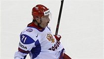 ILJA KOVALUK, RUSKO. Ryz kanonr. V KHL dobyl Gagarinv pohr, zvauje nvrat...