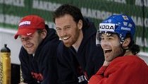 Zprava Jaromír Jágr (CZE), Martin Havlát (CZE) a masér Petr Ondráček. | na serveru Lidovky.cz | aktuální zprávy